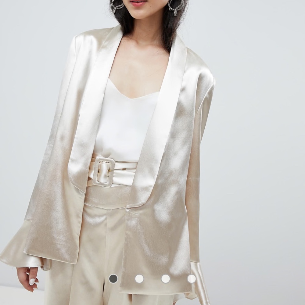 Finders Satin Champagne Blazer